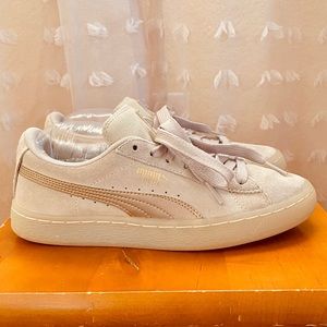PUMA (Suede) Classic Sneaker